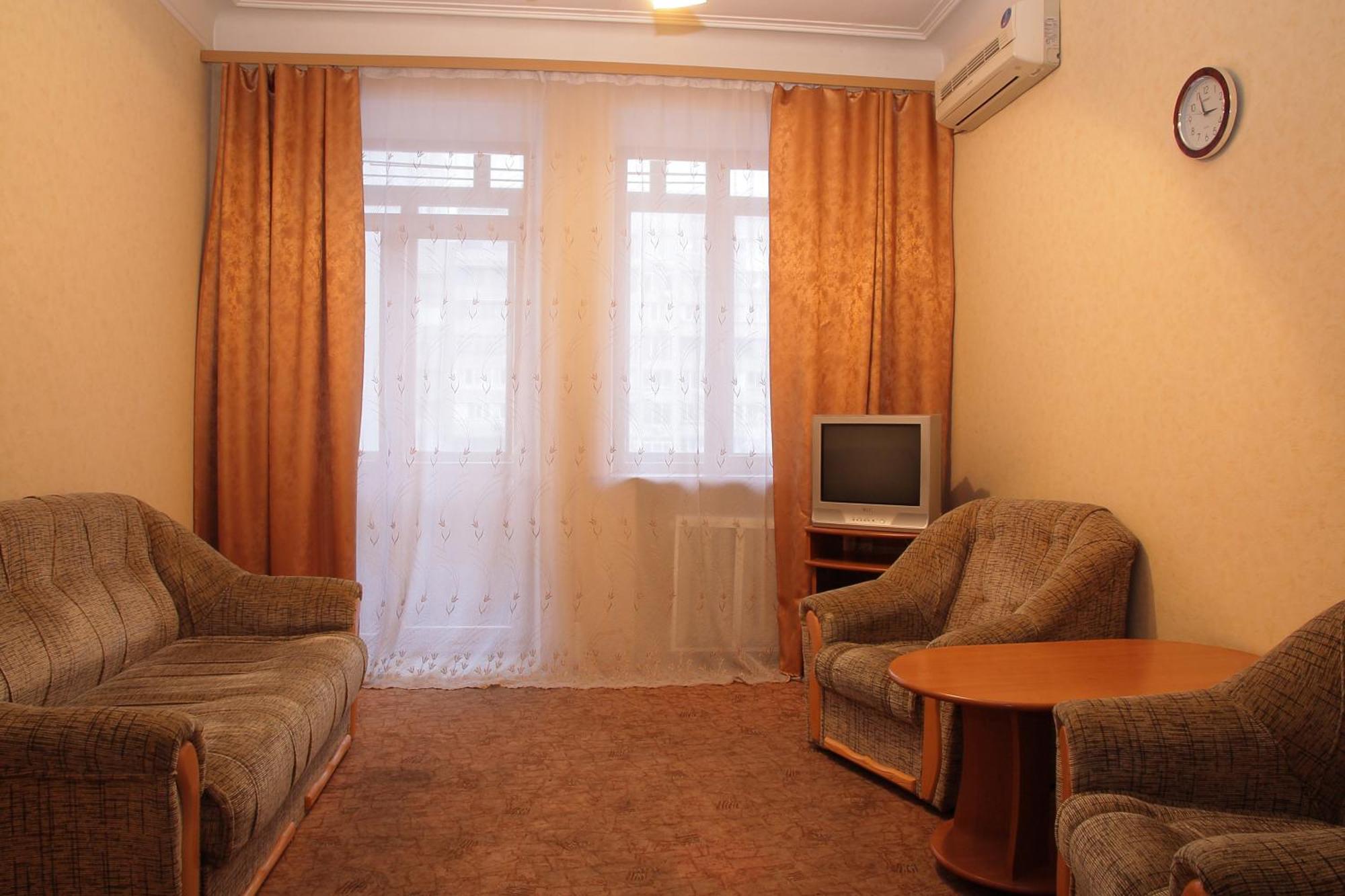 Ukrainian Hotel Service Apartments Kiev Exterior foto