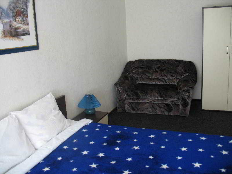 Ukrainian Hotel Service Apartments Kiev Exterior foto